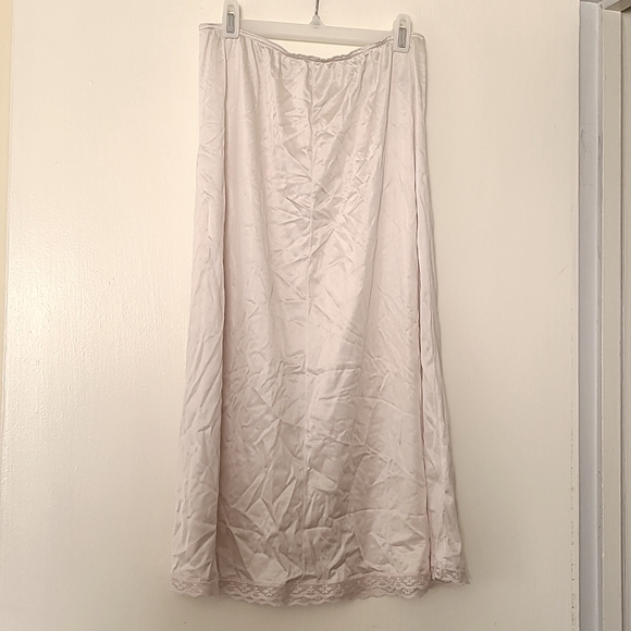 Other - Satin Slip L
